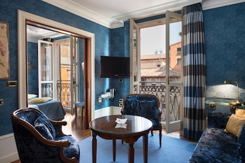Suite, 1 Double Bed with Sofa bed