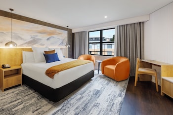 Suite, 1 King Bed