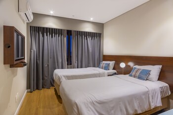 Family Room, Multiple Beds