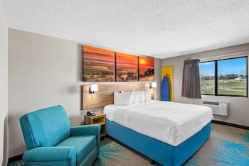 Standard Room, 1 King Bed