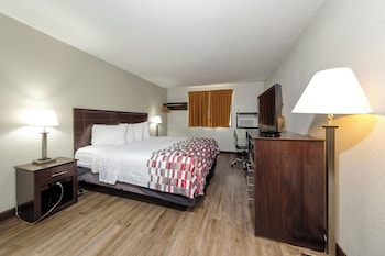 Deluxe Room, 1 King Bed, Smoking
