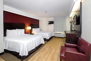 Deluxe Room, 2 Double Beds (Smoke Free)
