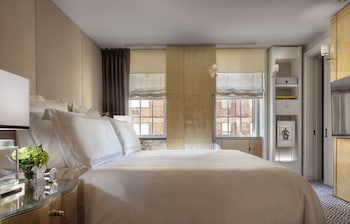Suite (Carlyle)