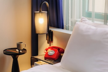 Comfort Room (1 Doubl Bed 1 Single Bed)
