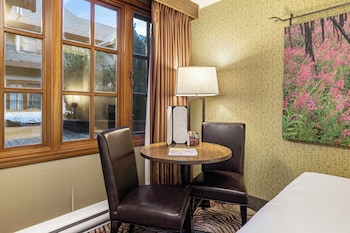 Standard Room, 2 Queen Beds, Mobility Accessible