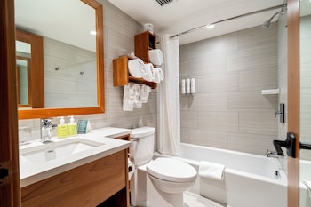 Superior Room, 2 Queen Beds, Balcony