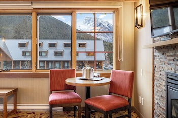 Mountain View King Suite