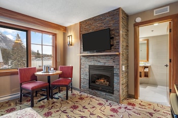 Mountain View King Suite
