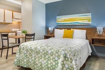 Studio, 1 Queen Bed, Non Smoking