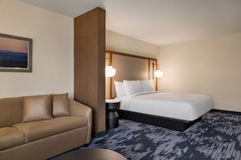 Studio, 1 King Bed with Sofa bed, Hearing Accessible