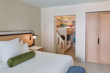 Suite (Discovery)