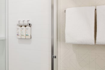 Standard Room, 2 Queen Beds, Hearing Accessible