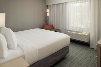 Suite, 1 Bedroom, Hearing Accessible (Accessible Bathtub)