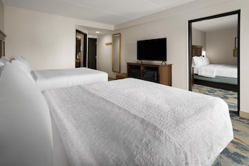 Suite, Multiple Beds