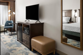 Room, 2 Queen Beds, Non Smoking
