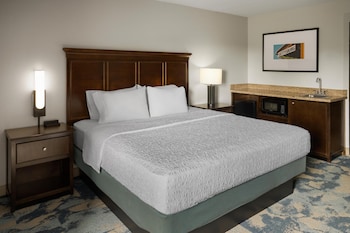 One king bed non smoking