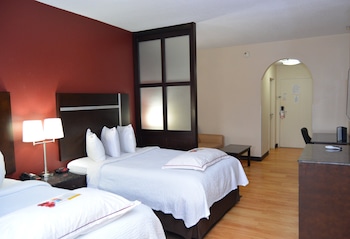 Premium Room, 2 Double Beds (Upgraded Bedding & Snack, Smoke Free)