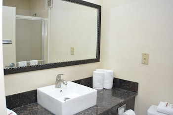 Suite, 2 Double Beds, Kitchen (Smoke Free)