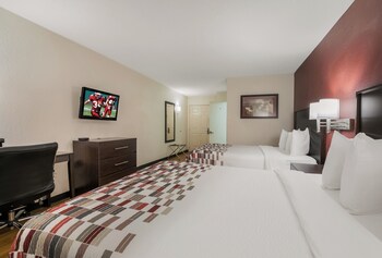 Deluxe Room, 2 Queen Beds, Non Smoking