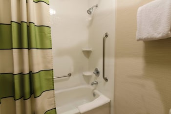 Room, 2 Queen Beds, Hearing Accessible (Accessible Bathtub)