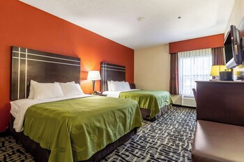 Room, 2 Queen Beds, Accessible, Non Smoking