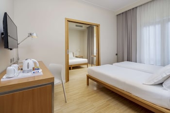 Family Room, Multiple Beds