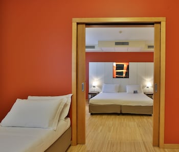 Family Room, Multiple Beds