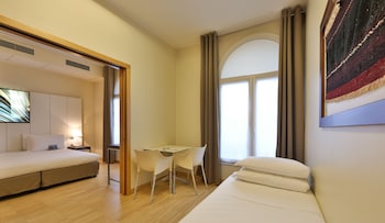 Classic Room, Multiple Beds