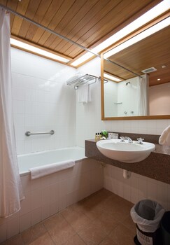 Premium Room, 1 King Bed