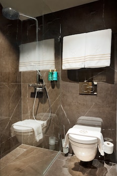 Deluxe Junior Suite