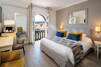 Traditional Room, 1 Double Bed, Sea View