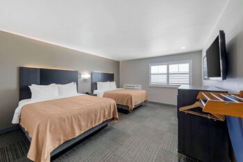 Room, 2 Queen Beds, Accessible, Non Smoking