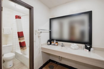 Deluxe Room, 2 Double Beds, Smoking