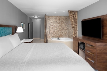 King Suite, Non Smoking, Jetted Tub