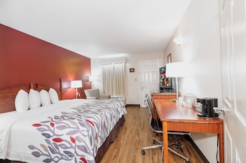 Superior Room, 1 King Bed, Accessible, Non Smoking (Roll-In Shower)
