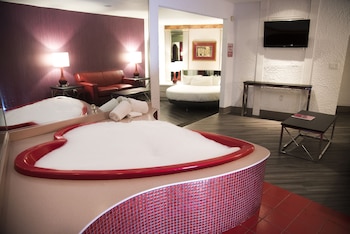Garden of Eden Apple Suite