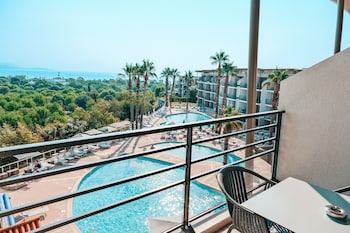 Exclusive Twin Room, Sea View