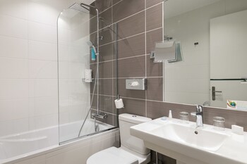 Superior Room, 1 King Bed, Non Smoking
