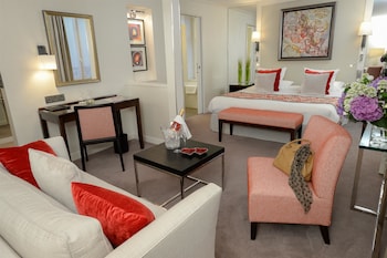 Junior Suite, 1 King Bed