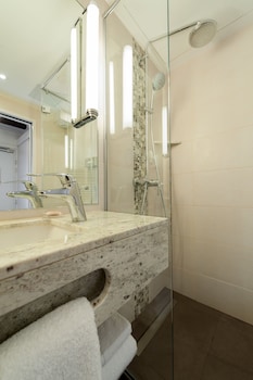 Junior Suite, 1 King Bed