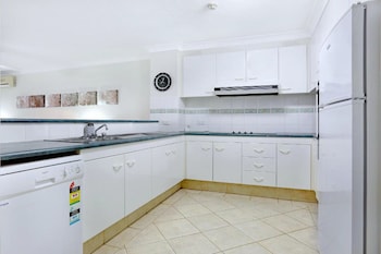 2 Bedroom Ocean View Apartment