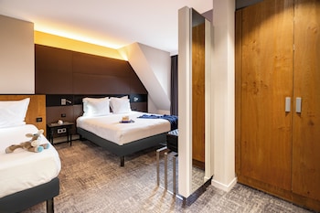 Family Room, Multiple Beds, Non Smoking