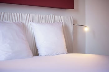 Comfort Room, 1 Queen Bed, Non Smoking