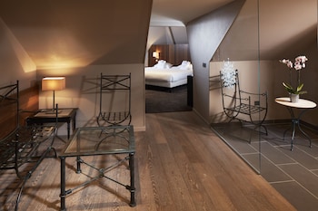 Superior Room, 1 Queen Bed, Non Smoking