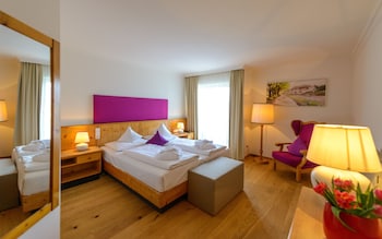 Classic Double Room, Balcony, Garden View