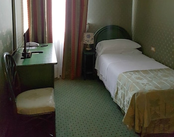 Economy Single Room