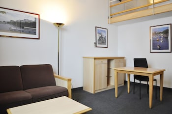 Suite AFFAIRES grand lit et canapé-lit pour enfant de 12 ans maximum