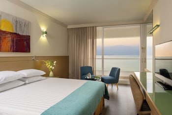 Executive Deluxe Suite