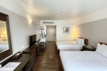 Deluxe Room, 2 Twin Beds