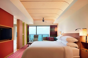 Premium Room, 1 King Bed, Balcony, Ocean View (Premium Ocean King Room)